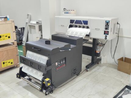 Professioneller DTF-Drucker für 60-cm-Rollen mit zwei Druckköpfen und automatischem Schüttler – Bild 2